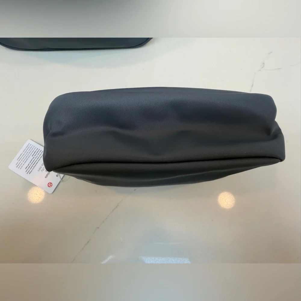 NWT Lululemon City Essential Pouch Duo in Oil Grey with Silver Hardware